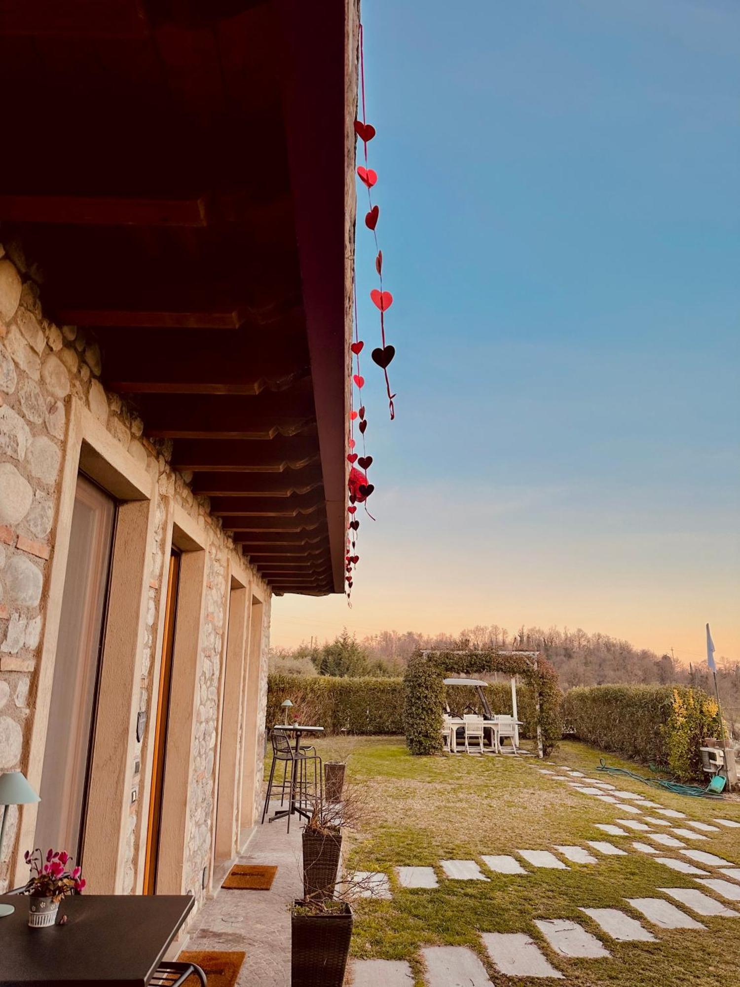 Holiday Home Sovenigo Puegnago Exterior photo