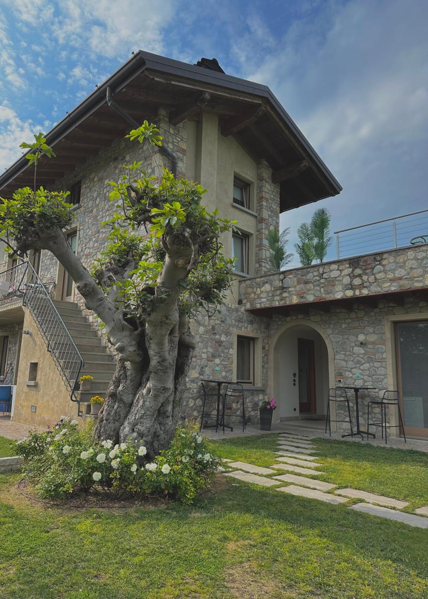 Holiday Home Sovenigo Puegnago Exterior photo