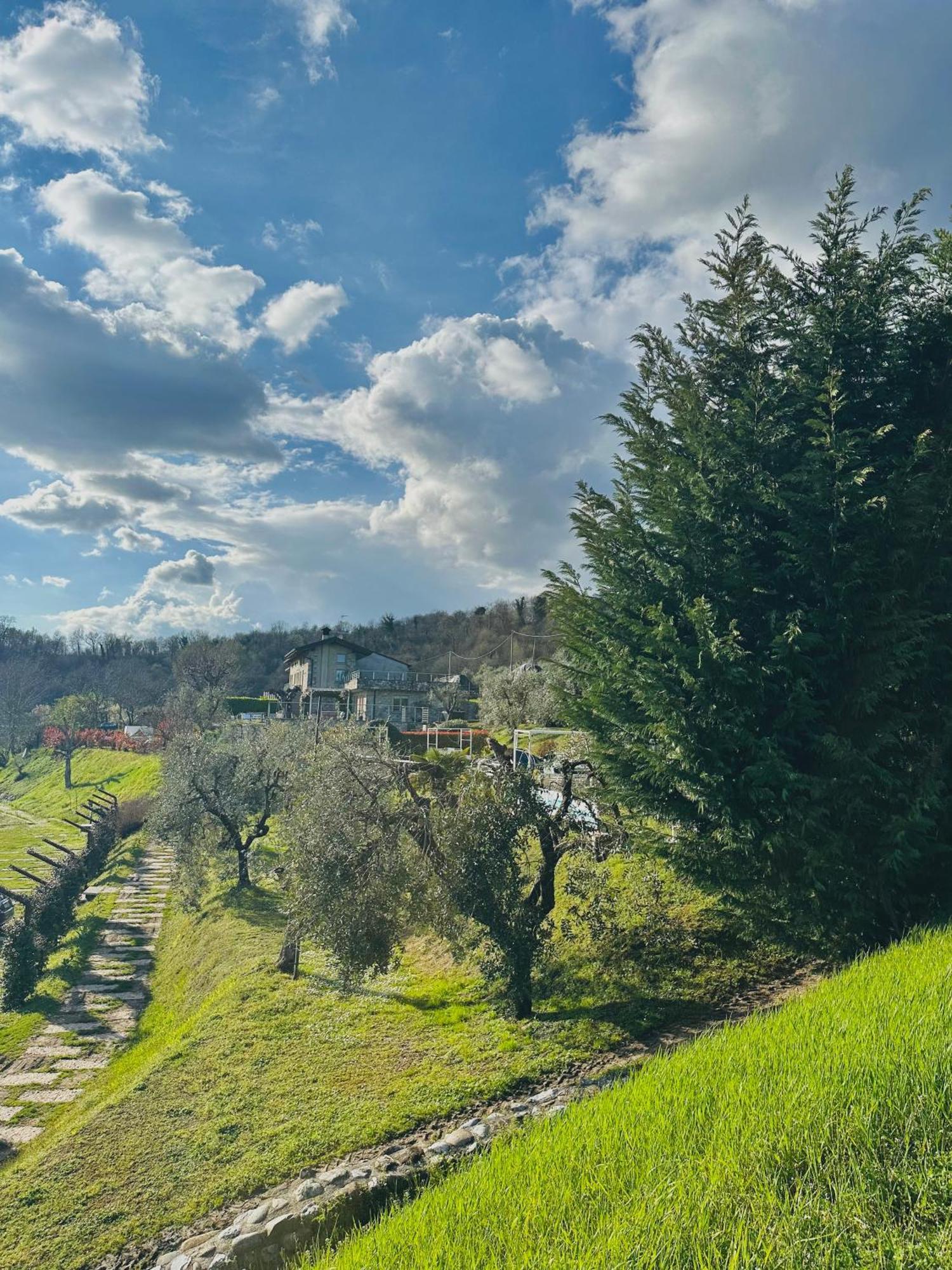 Holiday Home Sovenigo Puegnago Exterior photo